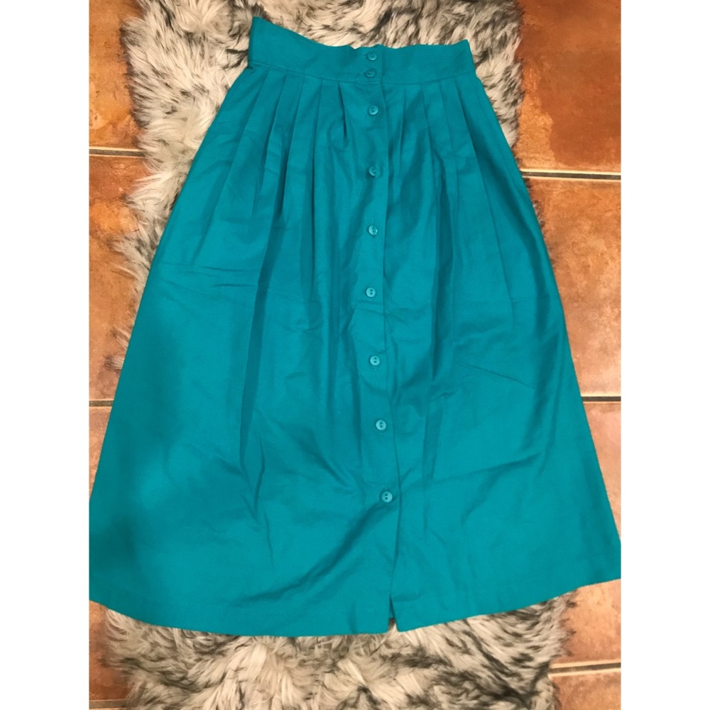 Vintage turquoise skirt